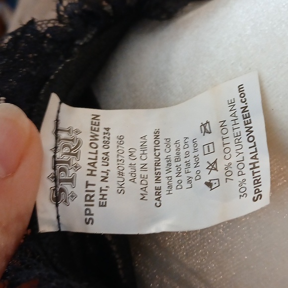 3 piece spirit Halloween costume - Picture 10 of 10